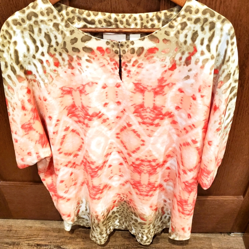 chicos size 2 loose fitting blouse